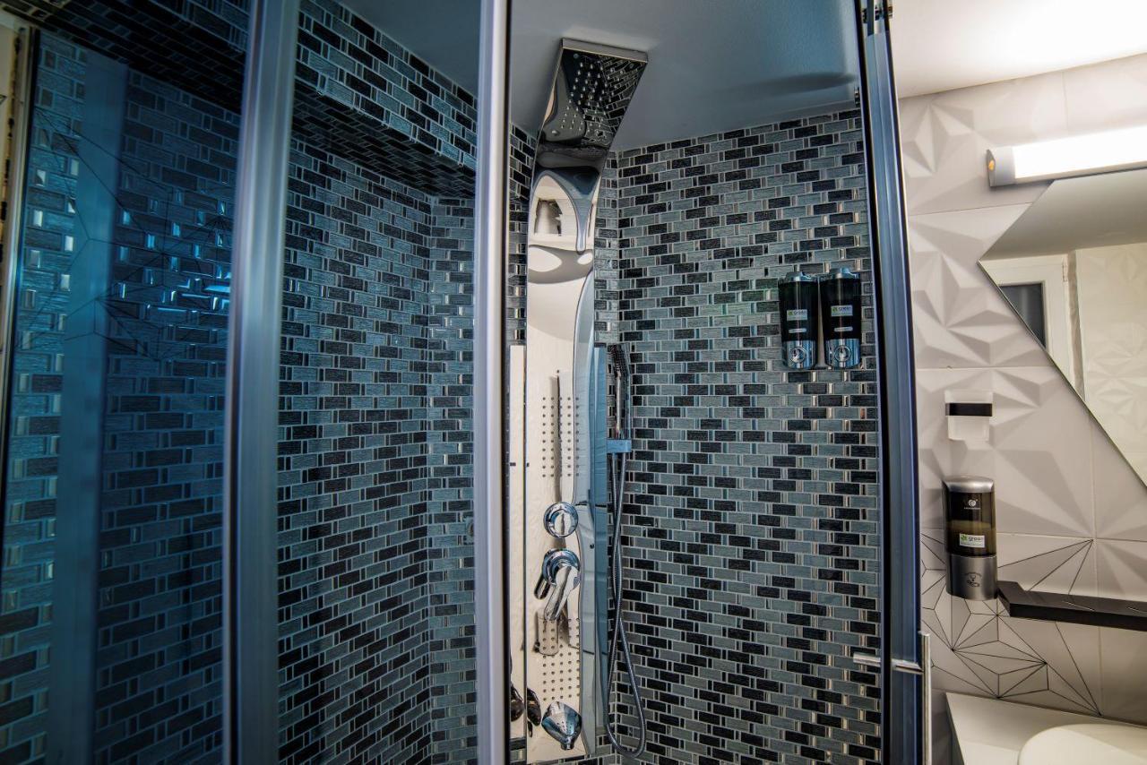 נובי סאד Spa Lux Apartmani מראה חיצוני תמונה