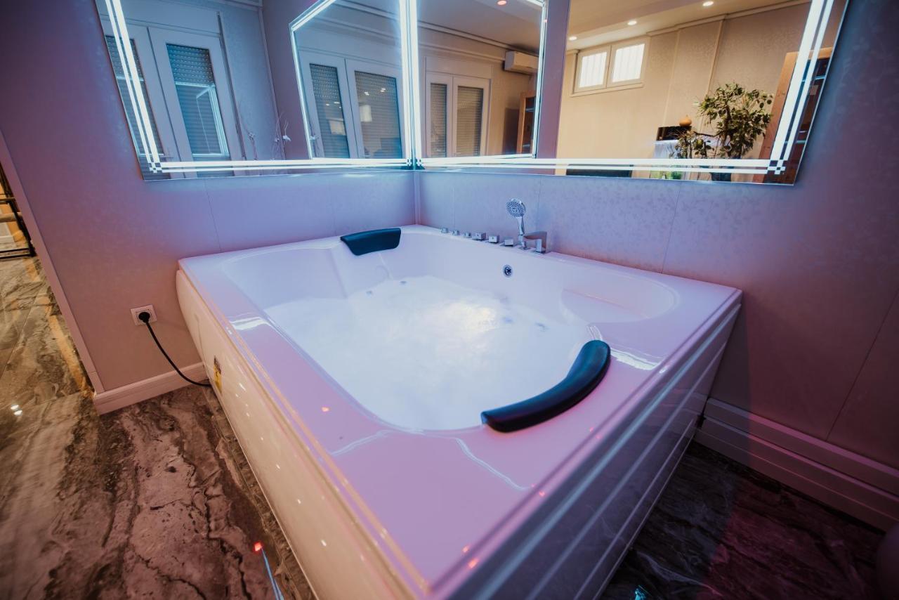 נובי סאד Spa Lux Apartmani מראה חיצוני תמונה